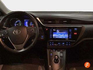 Toyota Auris 1.8 140H Active Touring Sports