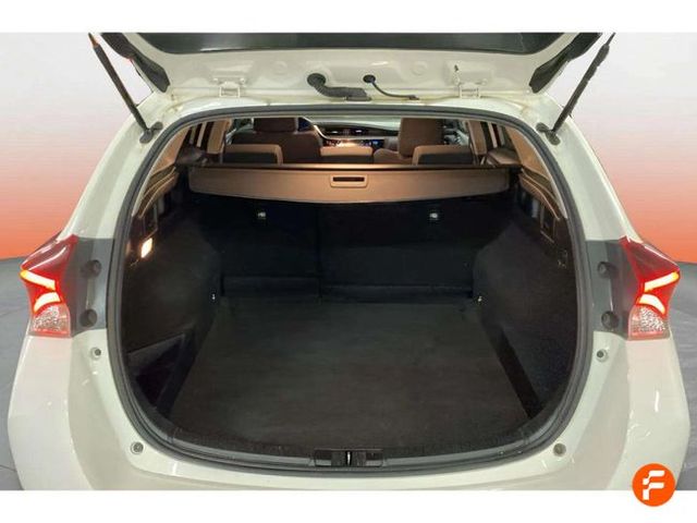 Toyota Auris 1.8 140H Active Touring Sports