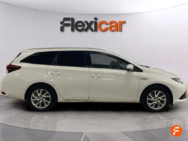 Toyota Auris 1.8 140H Active Touring Sports