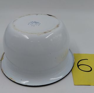 Pitale vintage in metallo smaltato