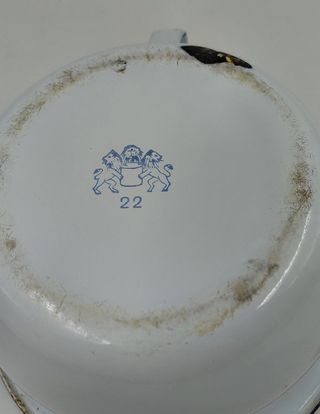 Pitale vintage in metallo smaltato