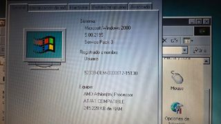 Portátil antiguo Compaq Presario 700 Windows 2000