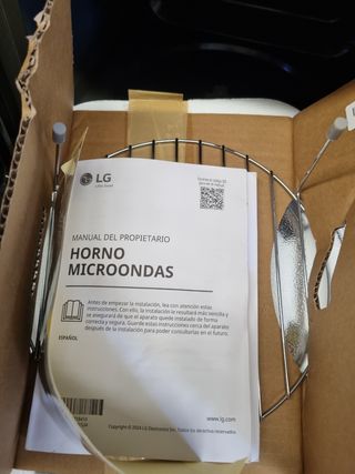 Microondas LG MH6535GIB con grill