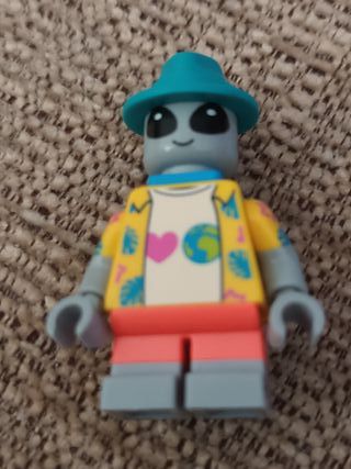 Minifigura LEGO Alien Turista.