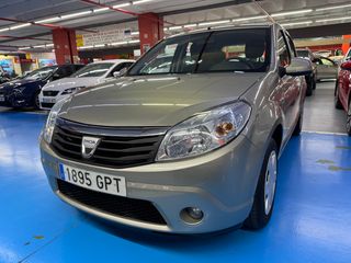 Dacia Sandero 2009