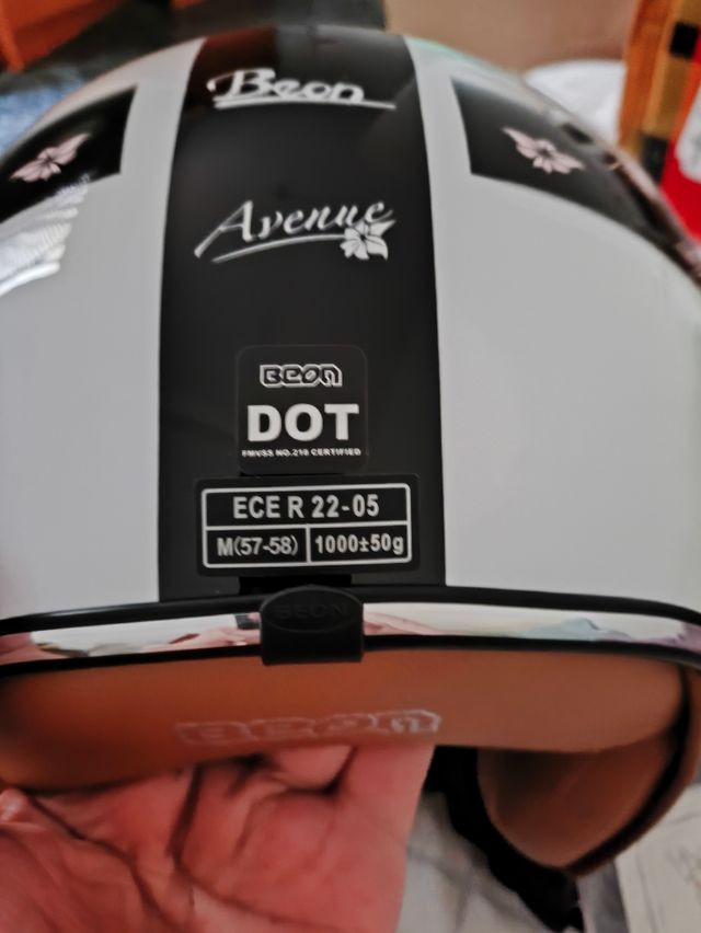 Casco de moto BEON nuevo talla xs negociable