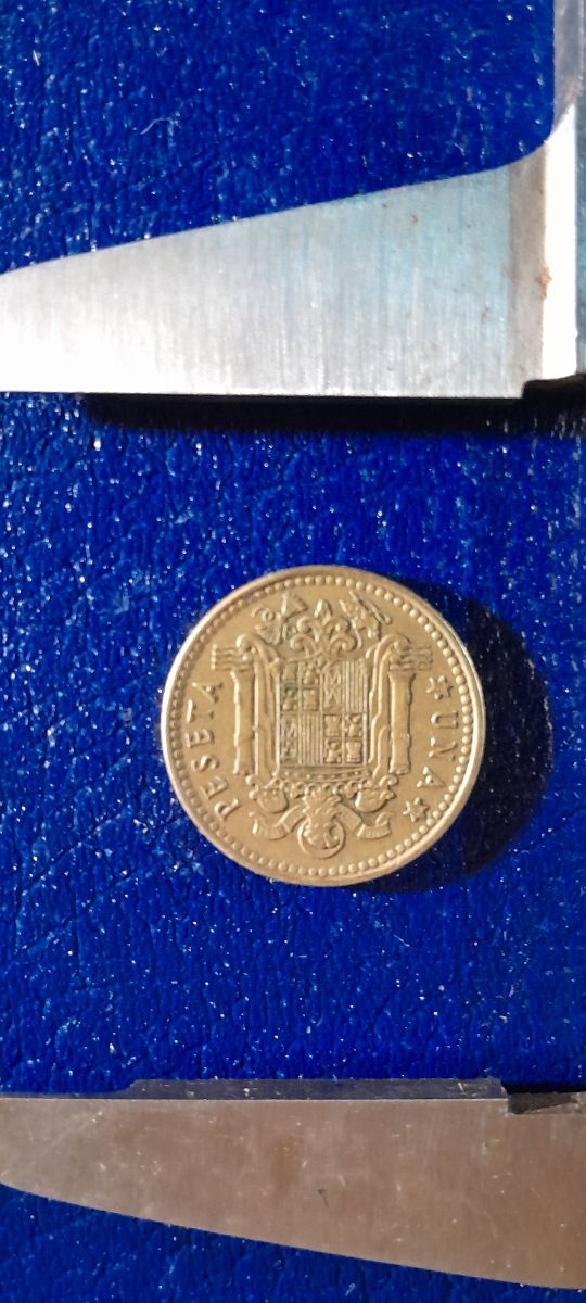 Moneta 1 Peseta Franco 1966 stella 69