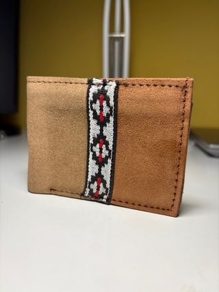 Portafoglio in cuoio con fantasia