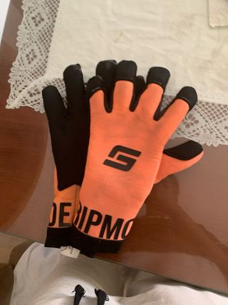 Guantes de portero naranjas