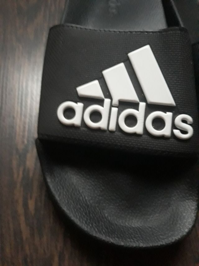 Chancletas Adidas Negras