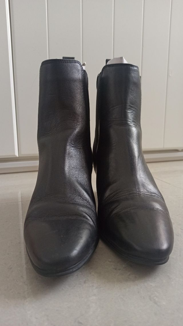 Botines Zara Piel Negro Talla 38