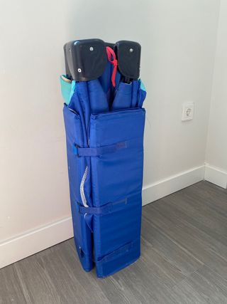 Cuna de viaje Dat Dat azul y verde agua