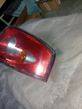 Piloto trasero derecho Seat Ibiza