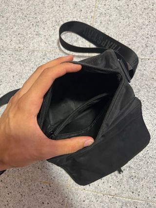 RIÑONERA TRAPSTAR NEGRA ORIGINAL