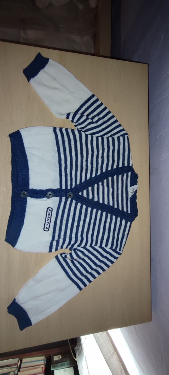 Rebeca de bebé a rayas