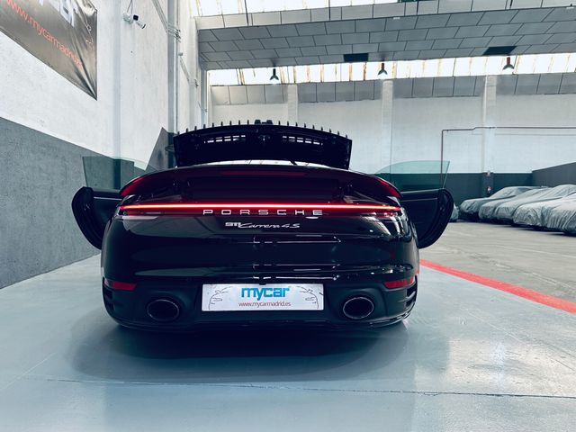 Porsche 911 2020