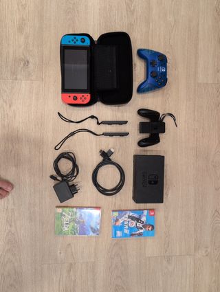 NintendoSwitch + FIFA 19 + Zelda + Mando + Funda