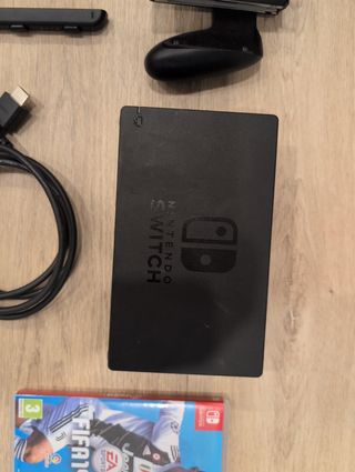 NintendoSwitch + FIFA 19 + Zelda + Mando + Funda