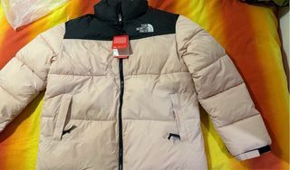 Chaqueta The North Face Negra y Rosa SIN ESTRENAR