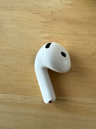 AirPods 4 con cancelación de ruido