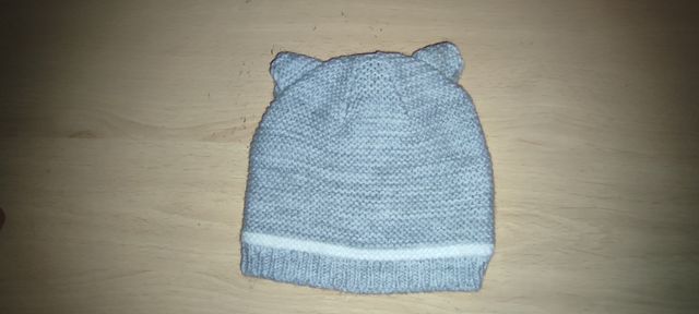 Gorrito de bebé con orejas