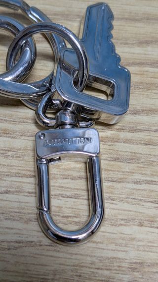Louis Vuitton Candado y Llavero Marrón