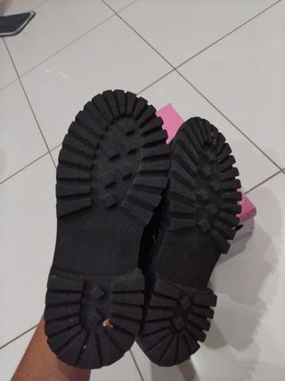 Mocassini taglia 35 neri lucidi con fibbia