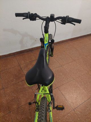 Bicicleta Rockrider 24