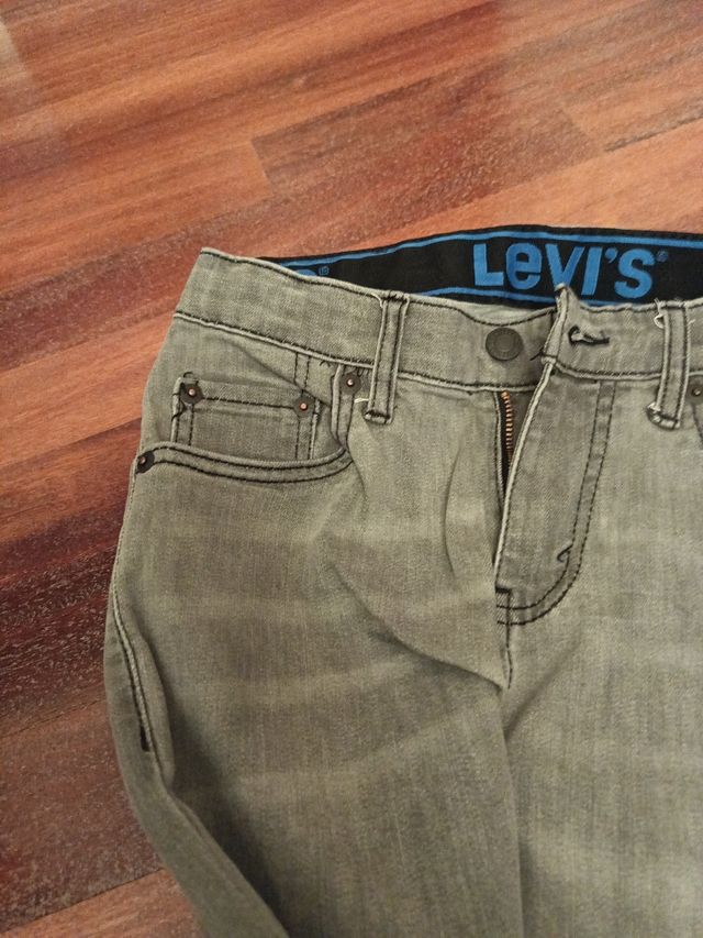 Pantalón Levis Gris Talla 14Años