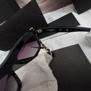 Occhiali da sole Chanel neri