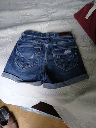Vaqueros cortos Hollister talla 32