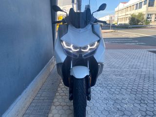 dasMoto vende BMW C400GT 2022 - 16.000kms