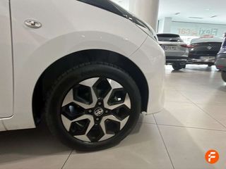 Toyota Aygo 1.0 70 x-play