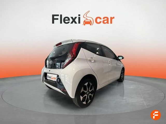 Toyota Aygo 1.0 70 x-play