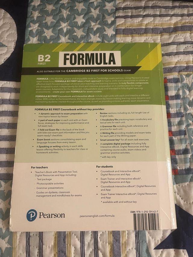 Formula B2 First Coursebook and Interactive eBo...