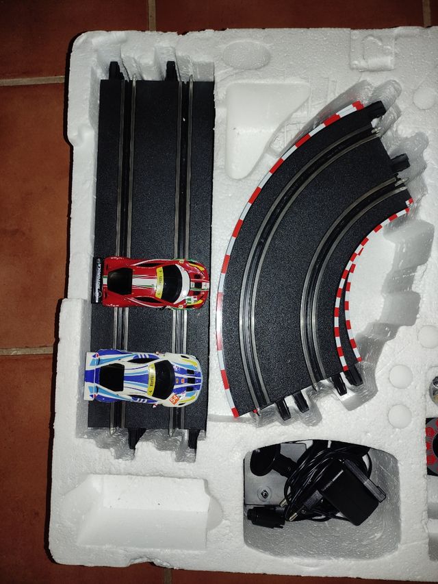 Carrera GO!!! Ferrari GT2 Slot Racing