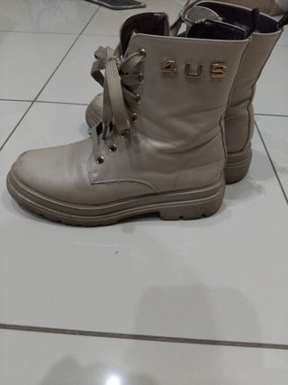 Scarponcini taglia 36 donna beige con lacci cesare