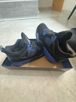 Jordan 4 Blue Thunder Negro/Azul

