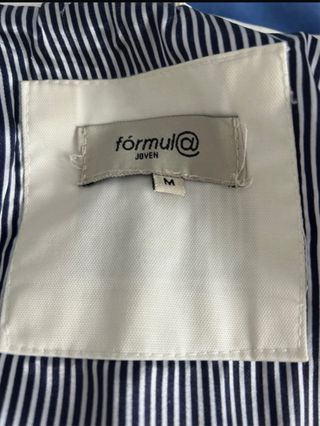 Chubasquero blanco fórmula joven