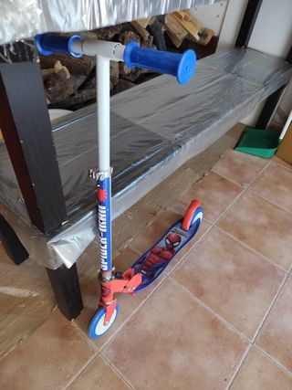 Patinete Spiderman infantil