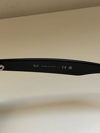Gafas Ray-Ban New Wayfarer RB2132 Negras