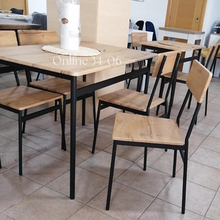 De Ocasión!!! Mesa de comedor y 4 sillas