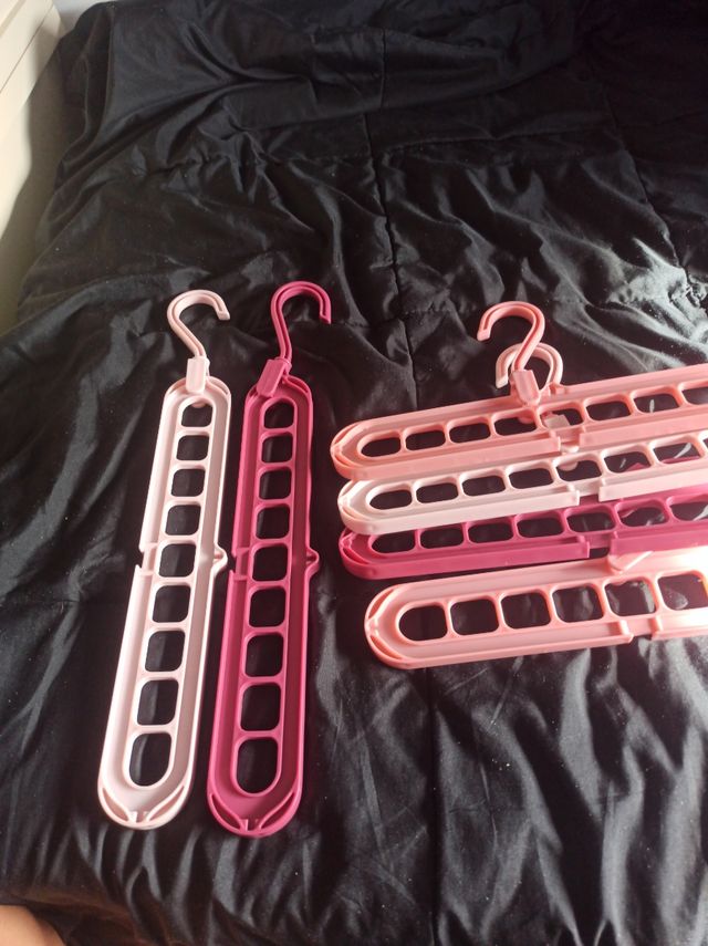 Perchas organizadoras de plástico