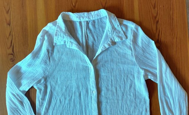 Vestido Camisero Blanco. Estilo arrugas