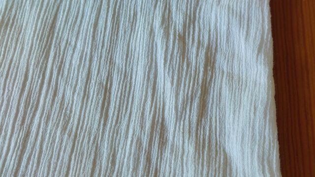 Vestido Camisero Blanco. Estilo arrugas