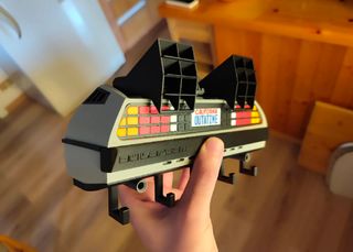 Colgador de llaves DeLorean OUTATIME