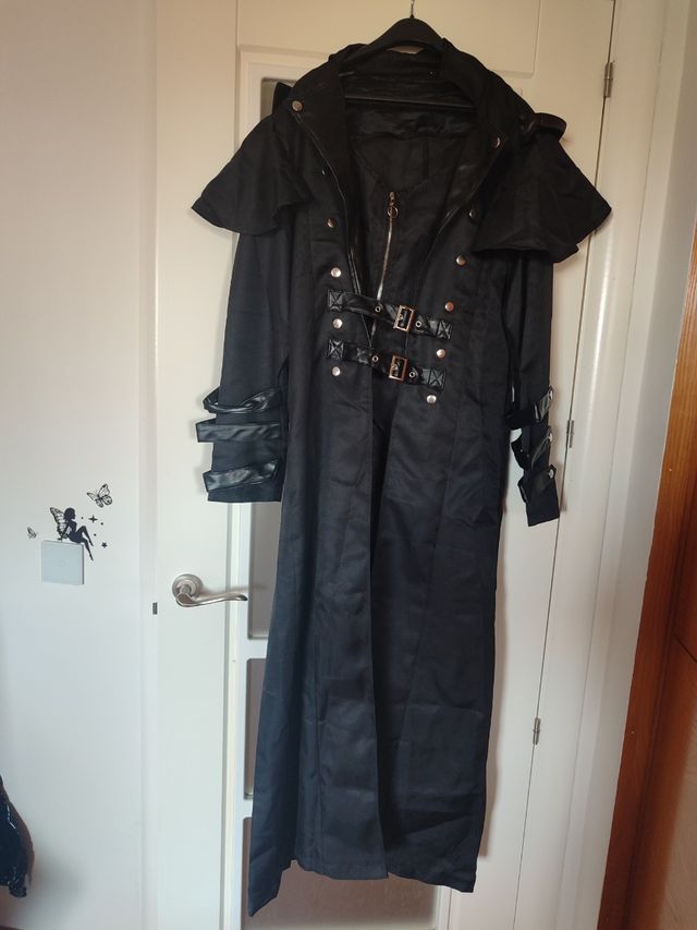 Abrigo cosplay negro talla M