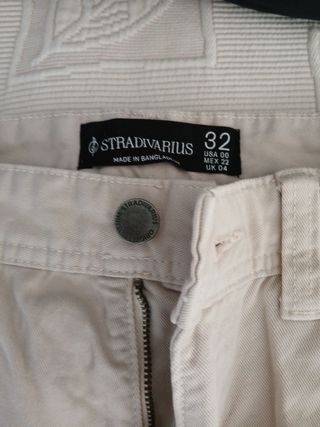 Pantalón cargo beige