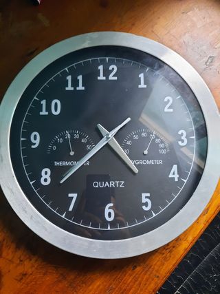 Reloj de Pared Cuarzo con Termómetro/Higrómetro