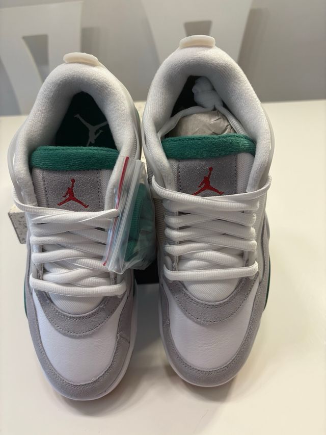Air Jordan 4 RM Talla 43